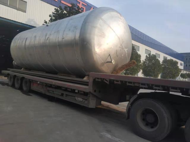 鋁罐-成都(dōu)瑞奇石化項(xiàng)目