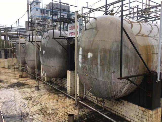 鋁(lǚ)罐-杭州龍山化(hua)工項目